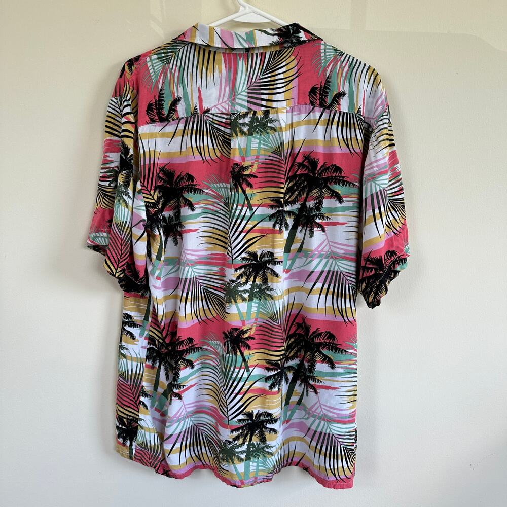 Hawaii Hangover Mens LARGE Hawaiian Shirt Button Front Short Sleeve Tropical - Picture 7 of 9
